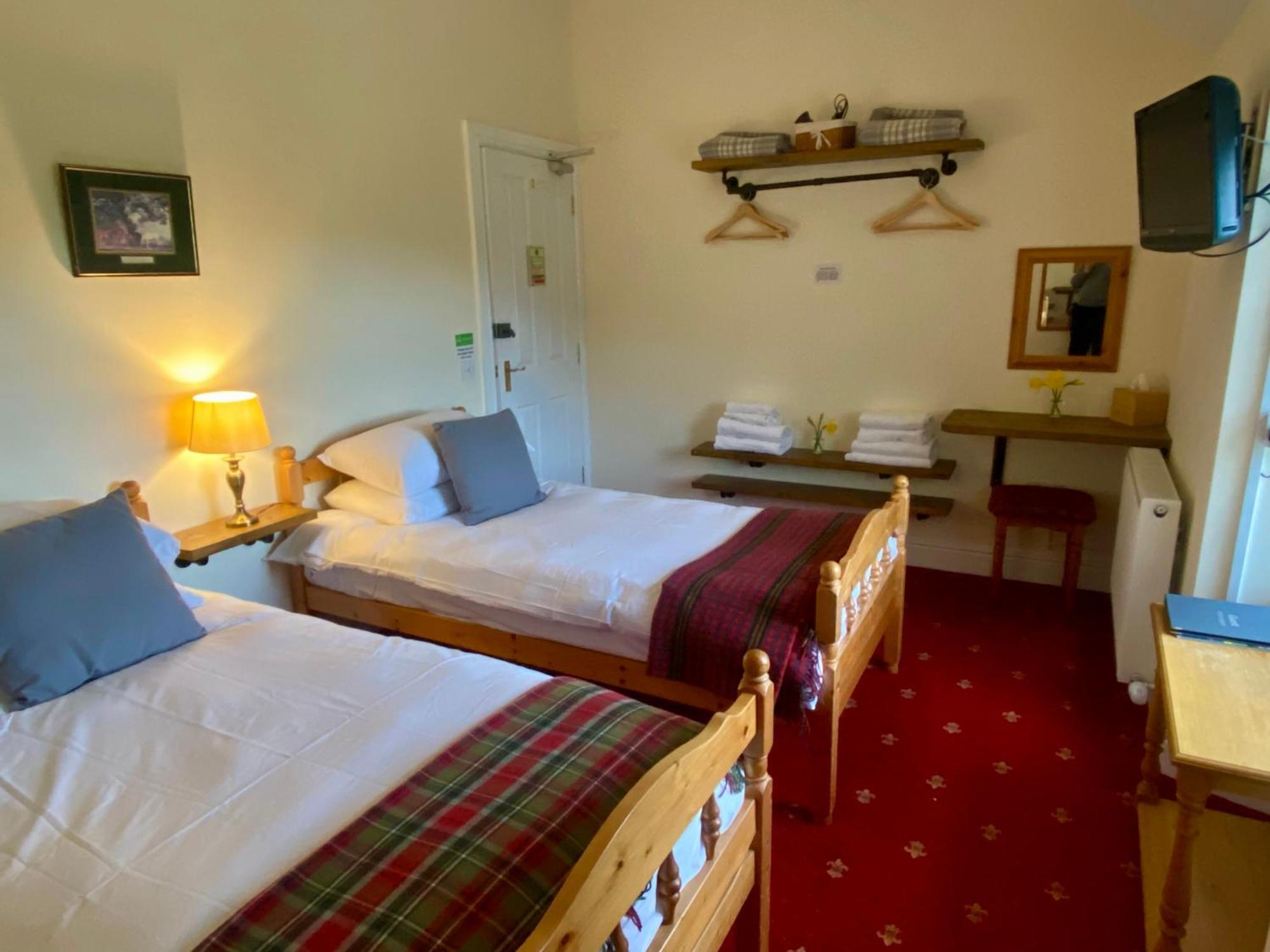 The Gordon Arms Restaurant With Rooms Yarrow Eksteriør billede